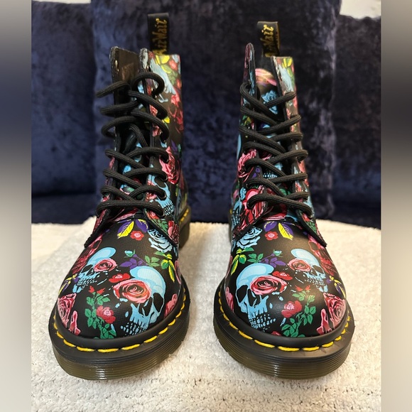 NEW Dr Martens 1460 Pascal Rose Floral Skull Limited Edition - Picture 7 of 15